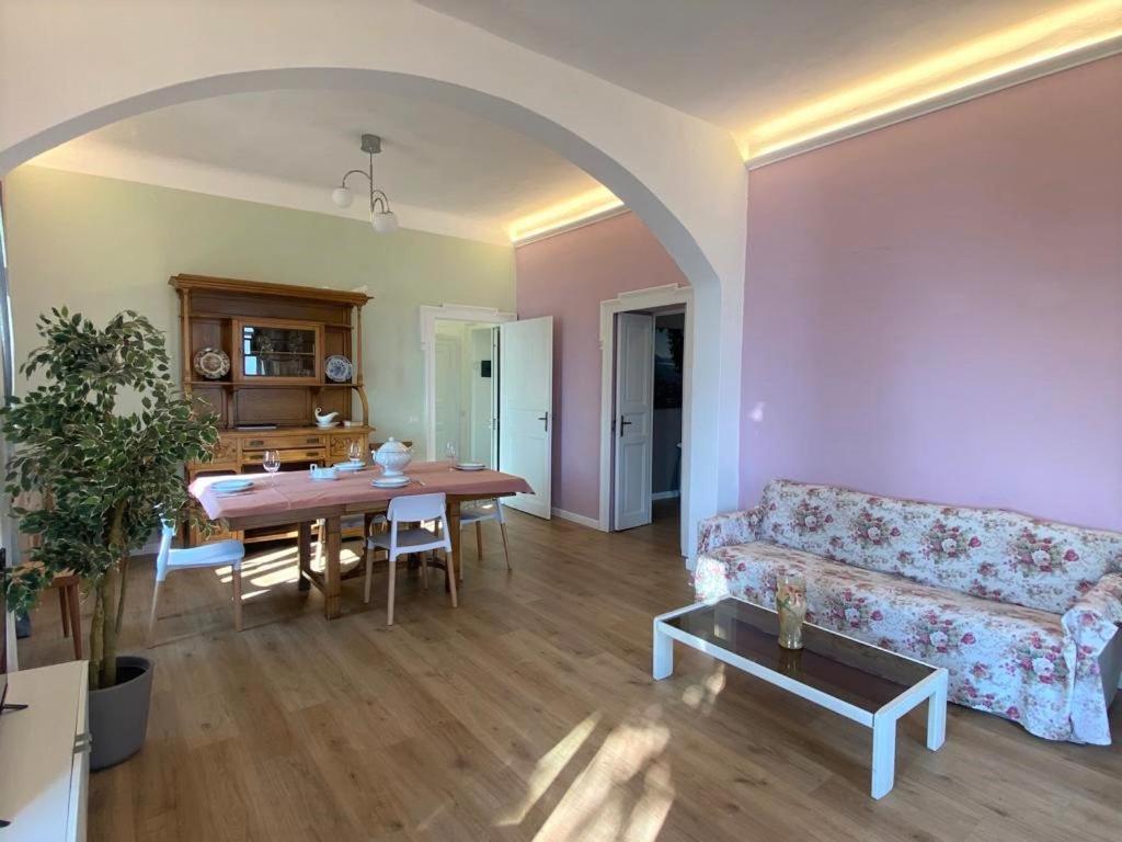 The Comfort - Big Apartment In Villa With Garden And Terrace Argegno Exteriör bild