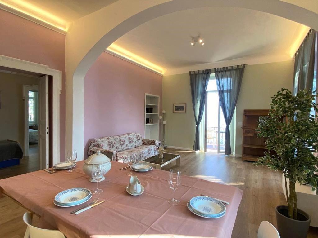 The Comfort - Big Apartment In Villa With Garden And Terrace Argegno Exteriör bild